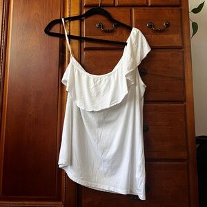 One shoulder XL adorable top!